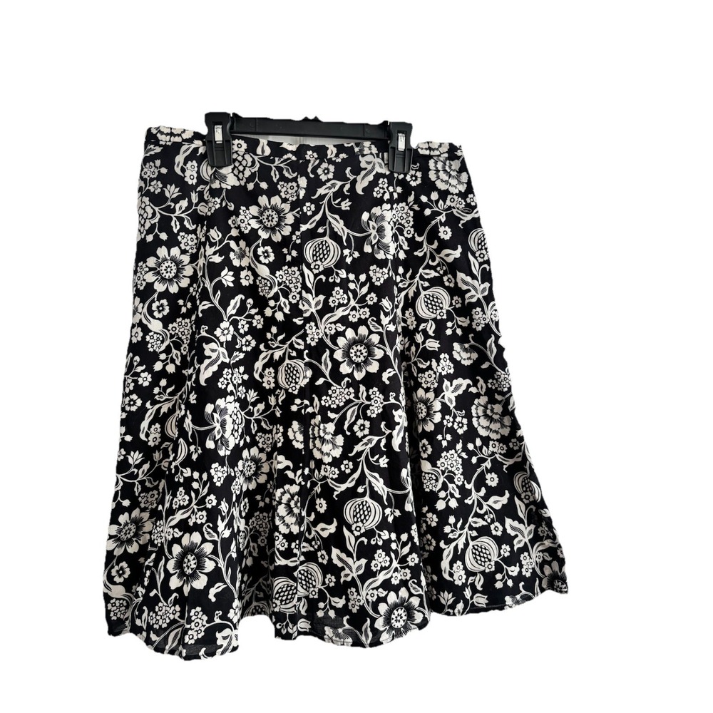 Villager By Liz Claiborne Womens 10 Floral Skirt Knee Length A-Line Black & Wh
